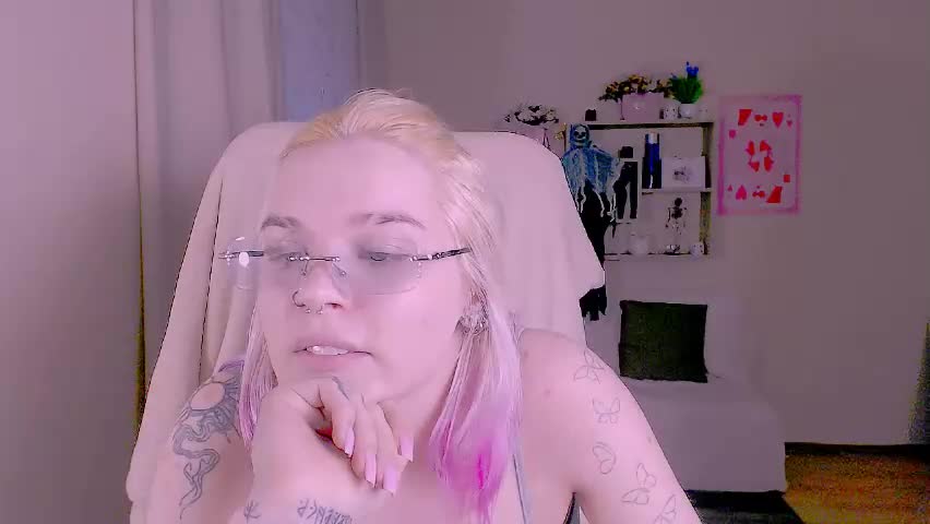 hot_blonda_ Live Sex May 9, 2026