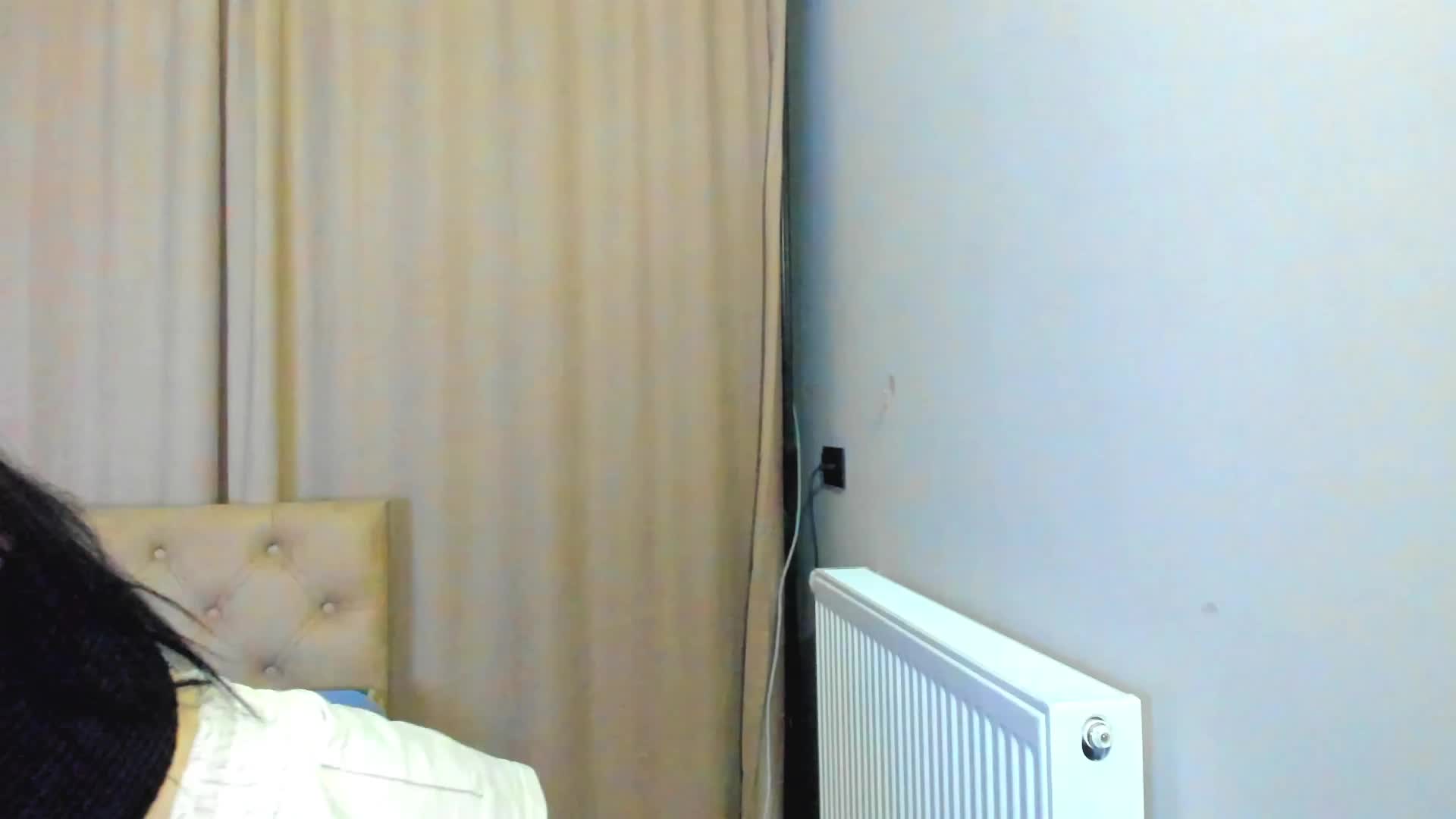 lesyalis Live Sex May 9, 2026