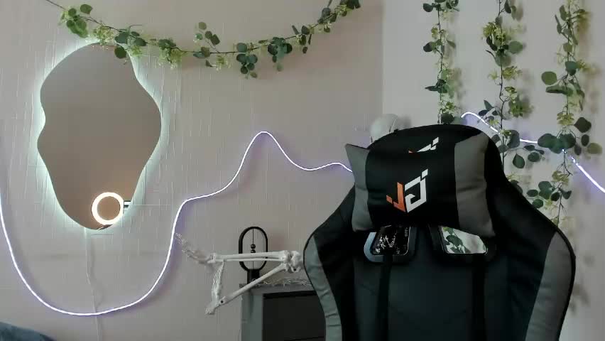 elastikiss Live Sex May 9, 2026