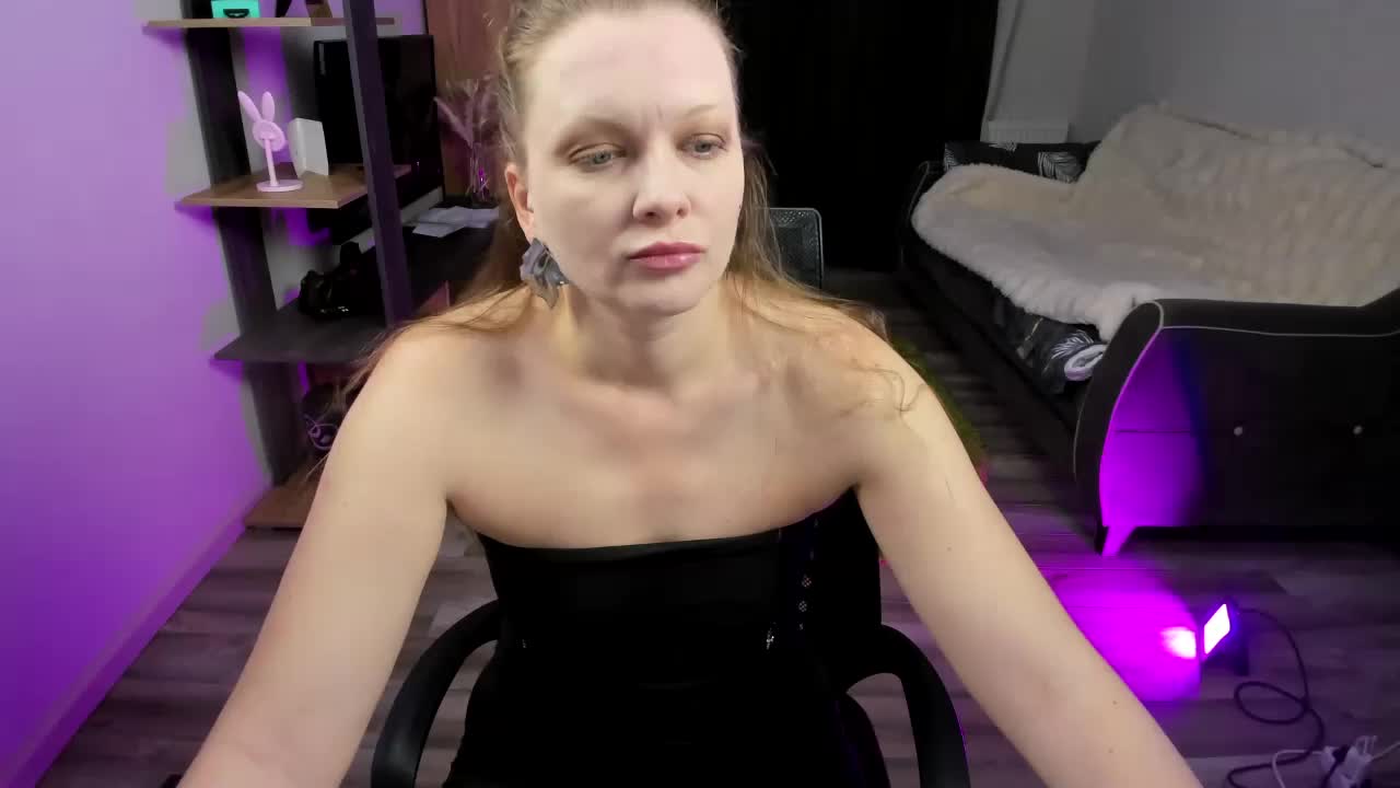 StrippingLady Live Sex May 10, 2026
