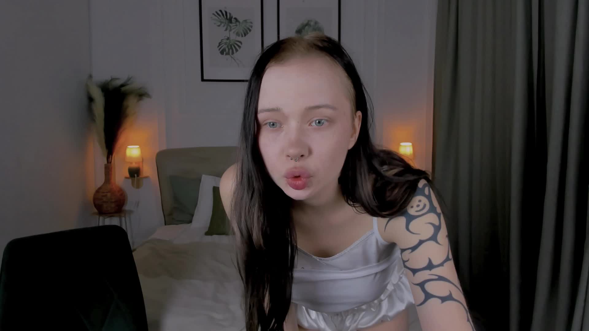 DragonFlya Live Sex May 10, 2026