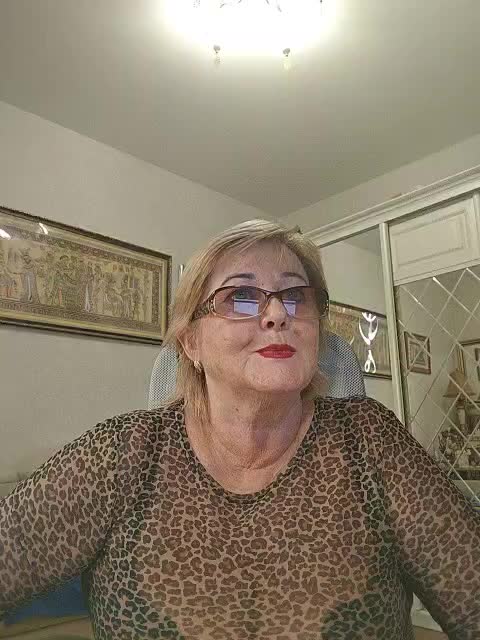 KarinkaSweet Live Sex May 10, 2026