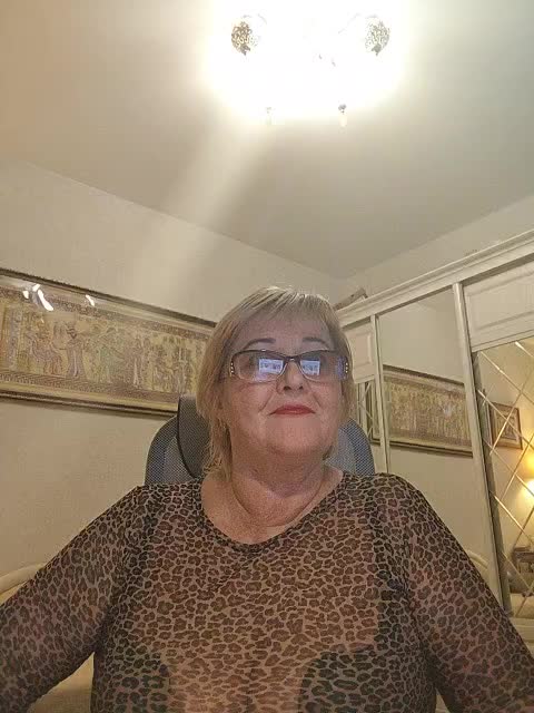 KarinkaSweet Live Sex May 10, 2026