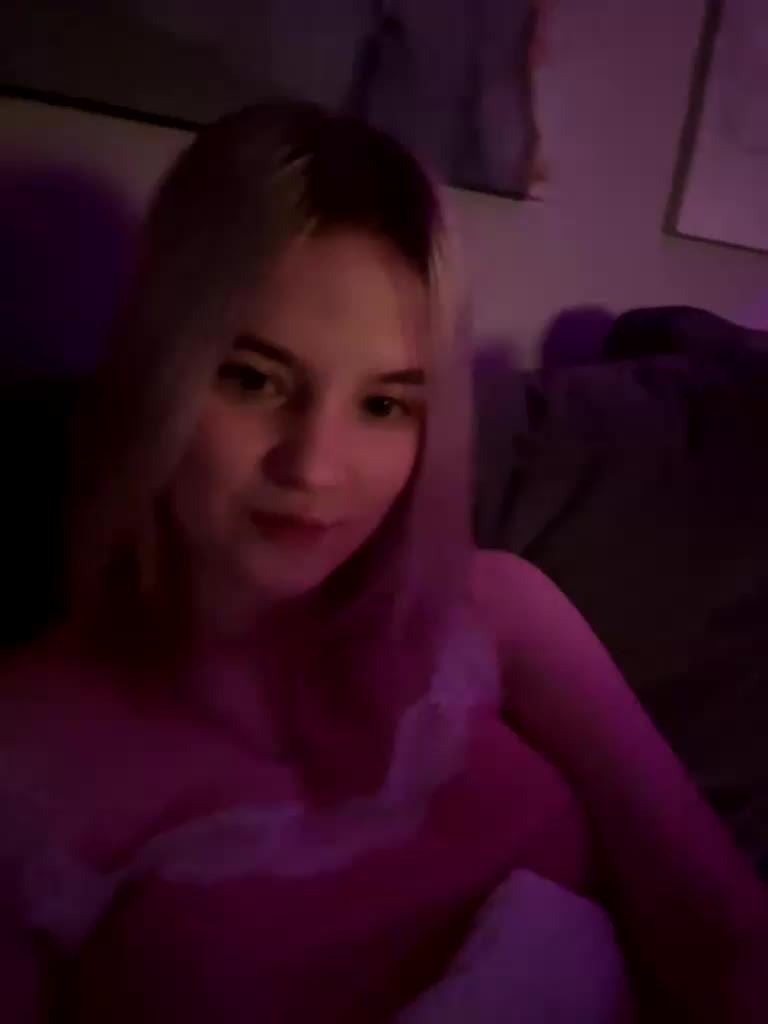 Lerek Live Sex May 10, 2026