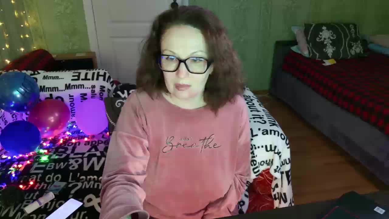 MeganIris Live Sex May 10, 2026