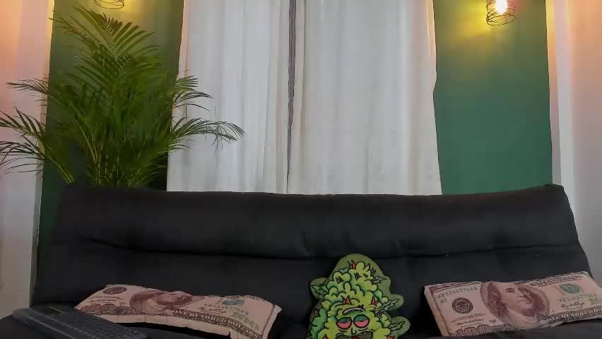 aron_ford Live Sex May 11, 2026