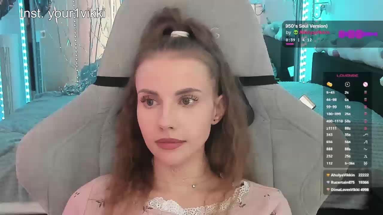 VikkiExtraCheese Live Sex May 11, 2026