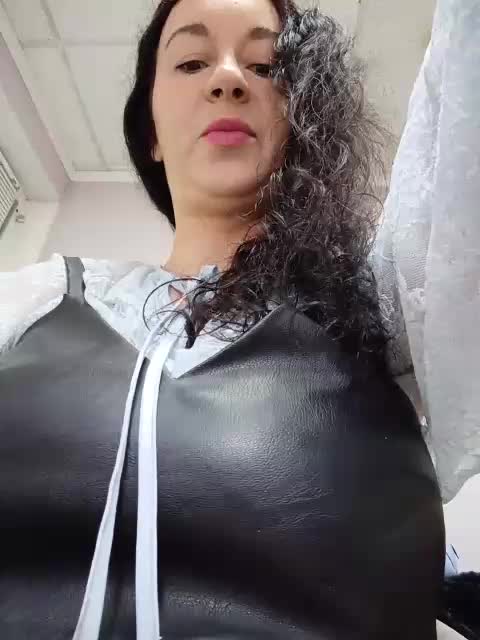 Annanas Live Sex May 12, 2026