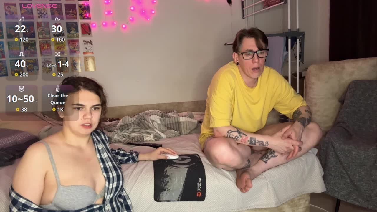 live-sexy1 Live Sex May 12, 2026