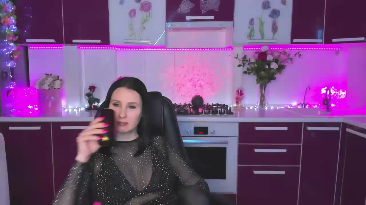 Olivija2020 Live Sex May 12, 2026