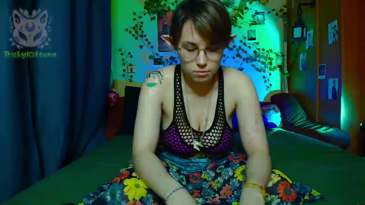 Tricky_Kitsune Live Sex May 12, 2026