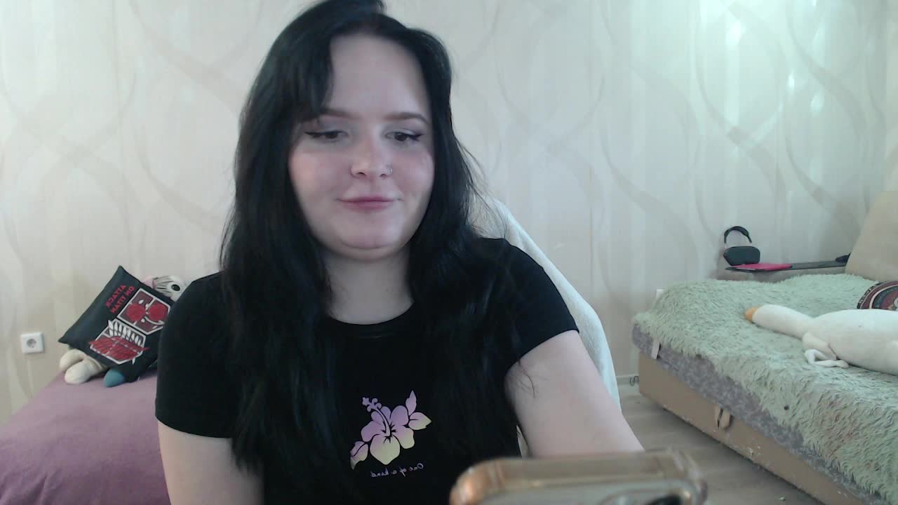 Lizzi-Peach Live Sex May 12, 2026