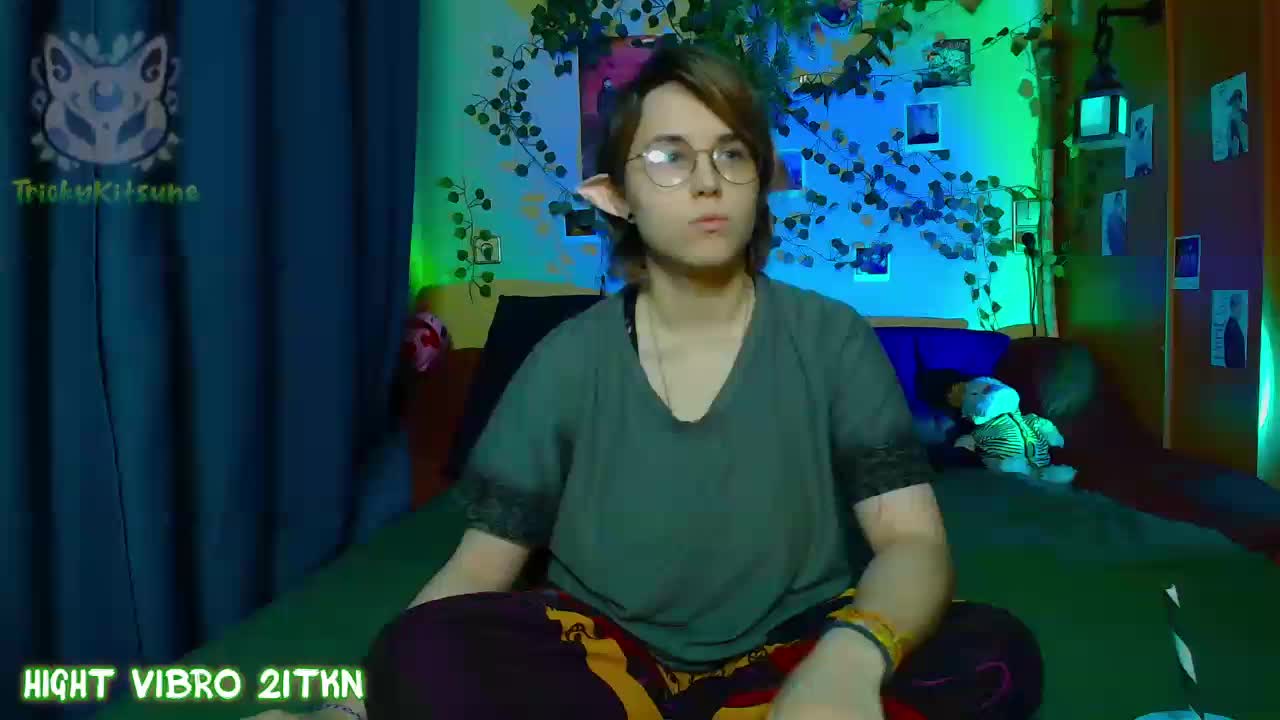 Tricky_Kitsune Live Sex May 13, 2026