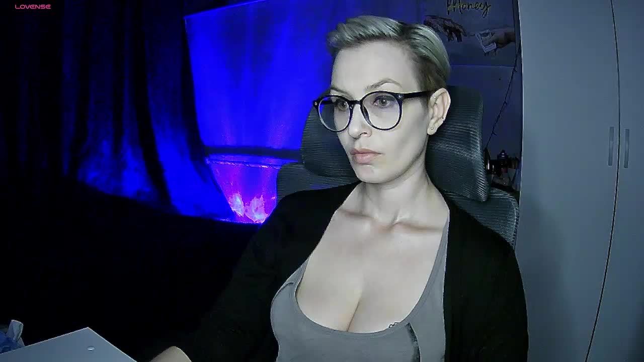 OhMyKosh Live Sex May 13, 2026