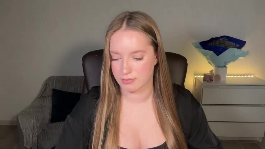 evajuly Live Sex May 13, 2026