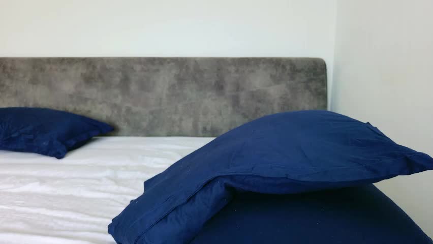 little_red_diamond Live Sex May 13, 2026