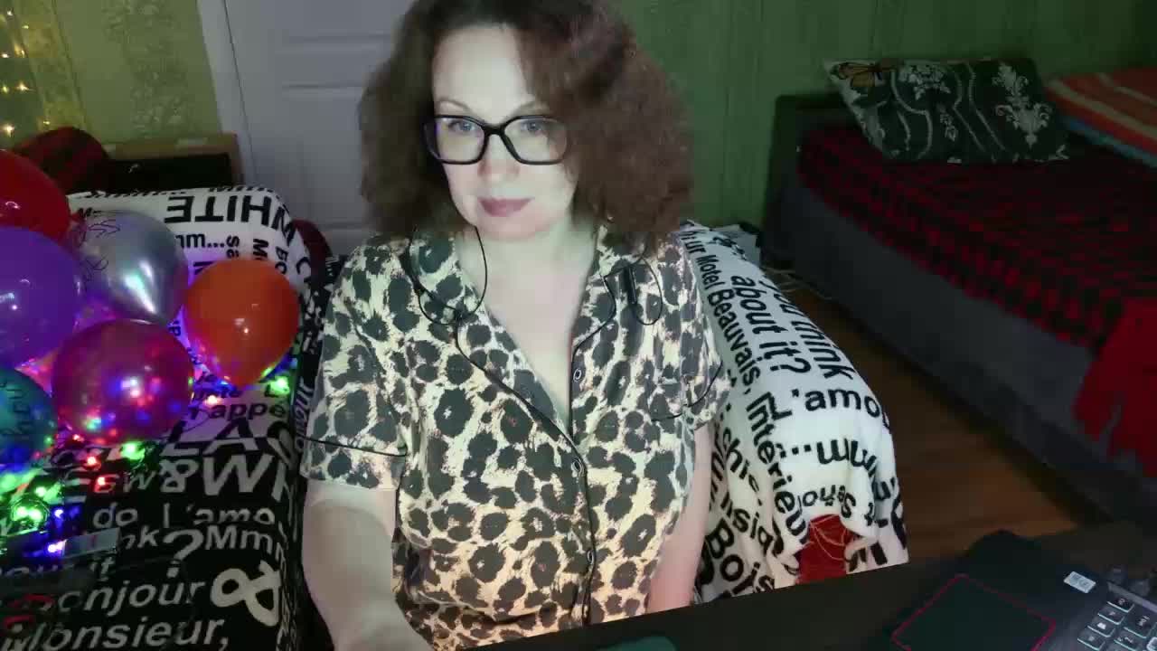 MeganIris Live Sex May 13, 2026