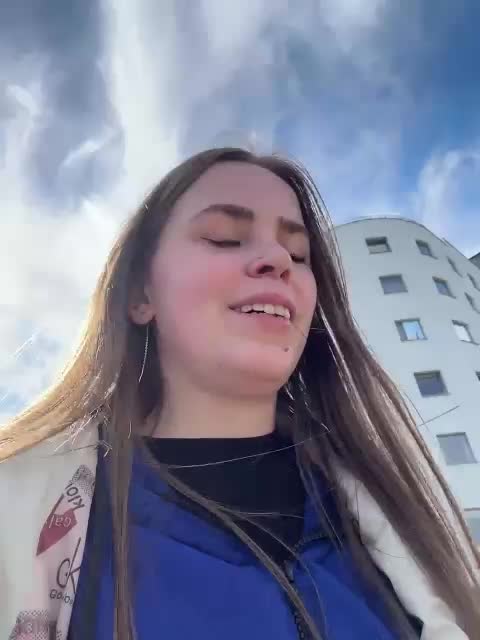 LolaSexxx Live Sex May 13, 2026