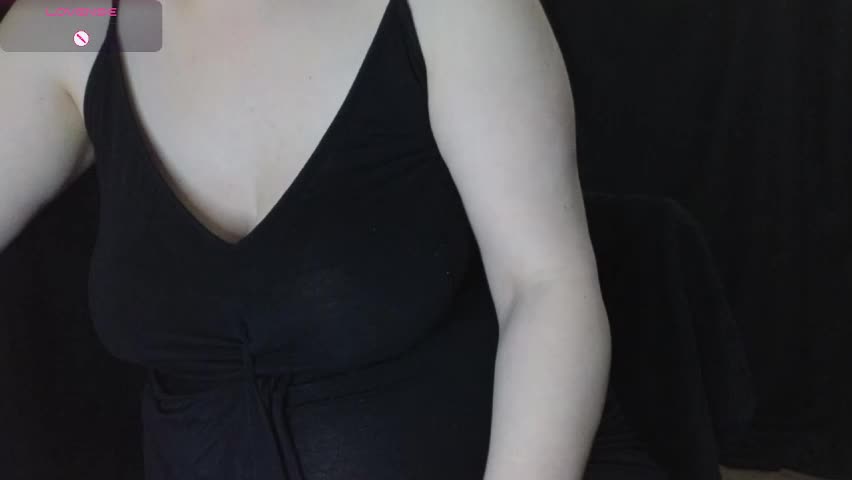 mia_g0ld Live Sex May 13, 2026