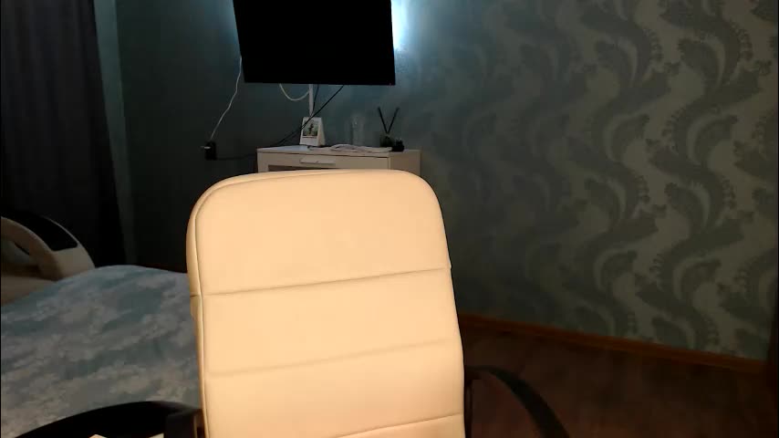 molli_and_tom Live Sex May 14, 2026