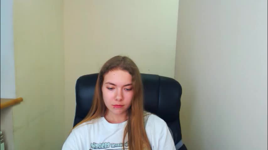 zoey_deuttch Live Sex May 14, 2026