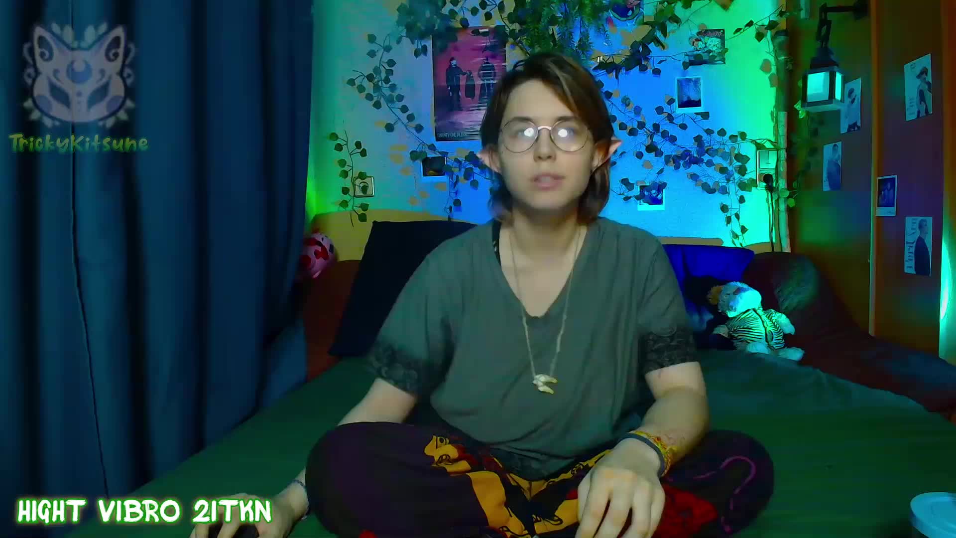Tricky_Kitsune Live Sex May 14, 2026