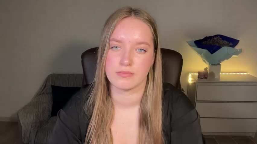 evajuly Live Sex May 14, 2026