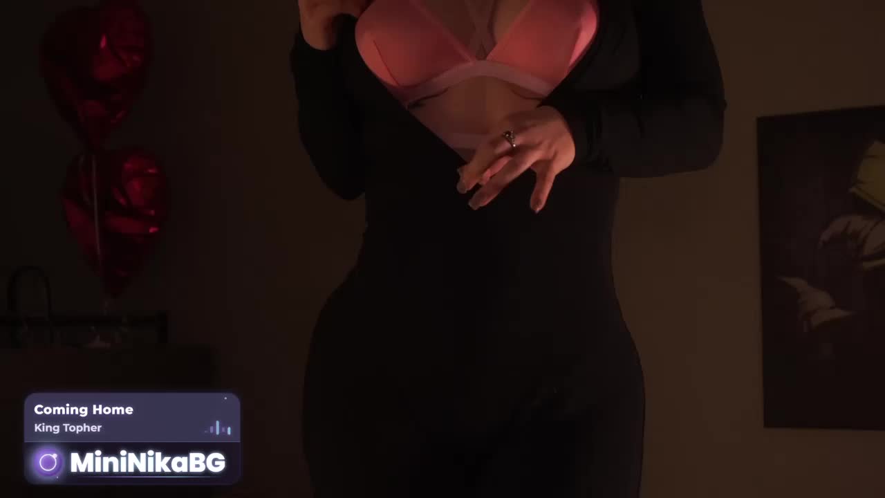MiniNika Live Sex May 14, 2026