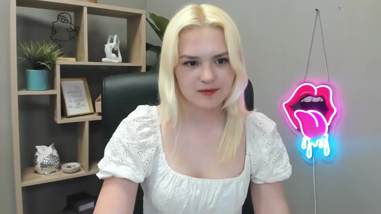 SweetLilyxo Live Sex May 14, 2026
