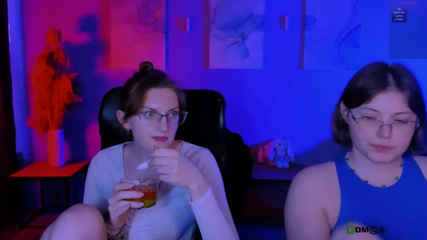 nikol_kitt Live Sex May 14, 2026