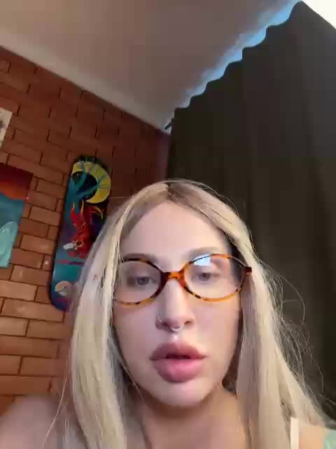 CosmoV1be Live Sex May 15, 2026