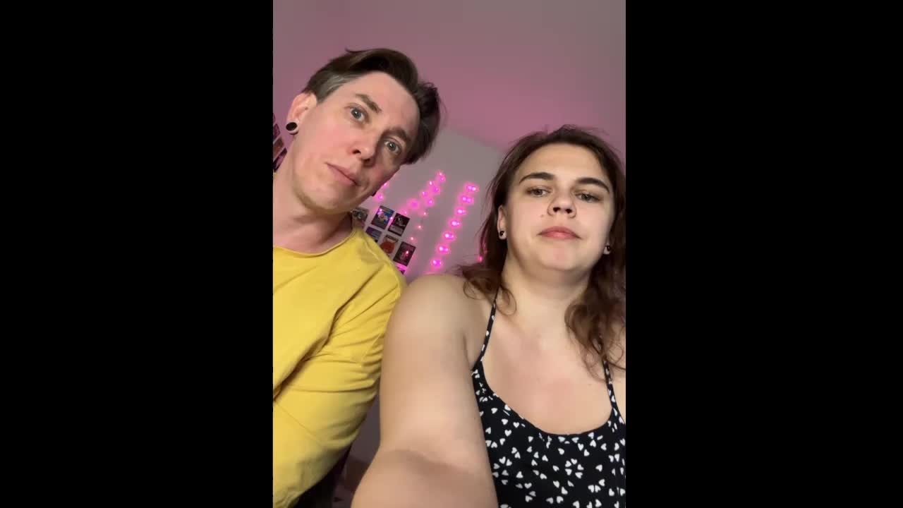 live-sexy1 Live Sex May 15, 2026