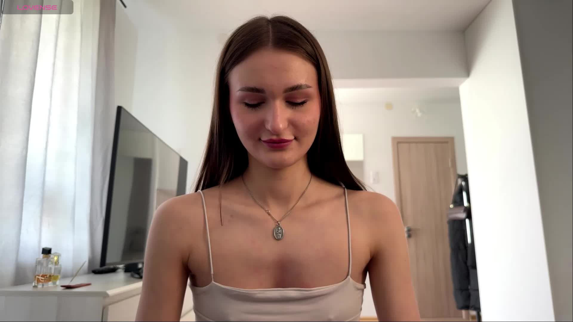LauraMondella Live Sex May 16, 2026