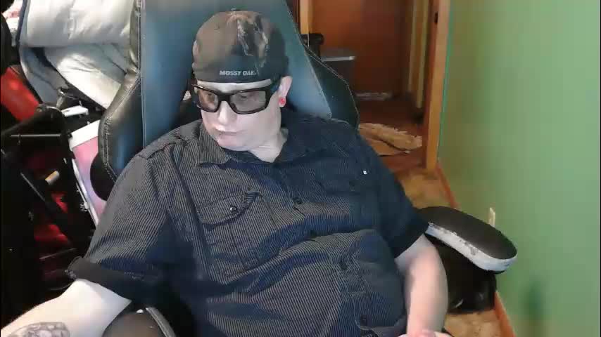 edwardaims_2please Live Sex May 16, 2026