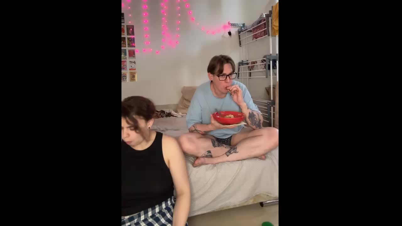 live-sexy1 Live Sex May 16, 2026