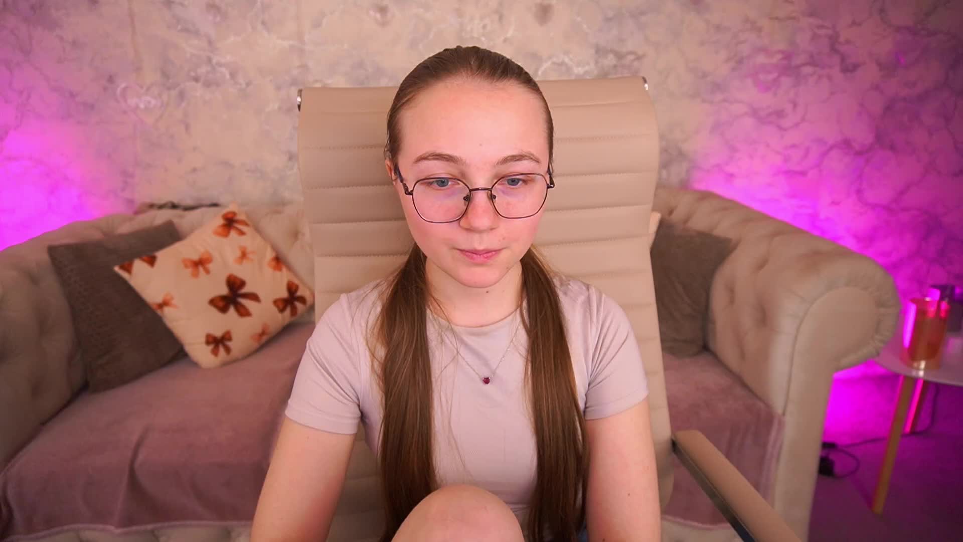 ArrinaWairr Live Sex May 16, 2026