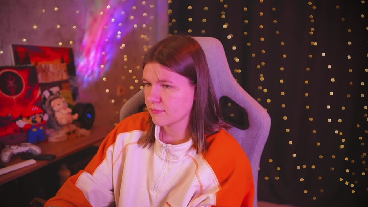 cutesoneckaaa Live Sex May 16, 2026