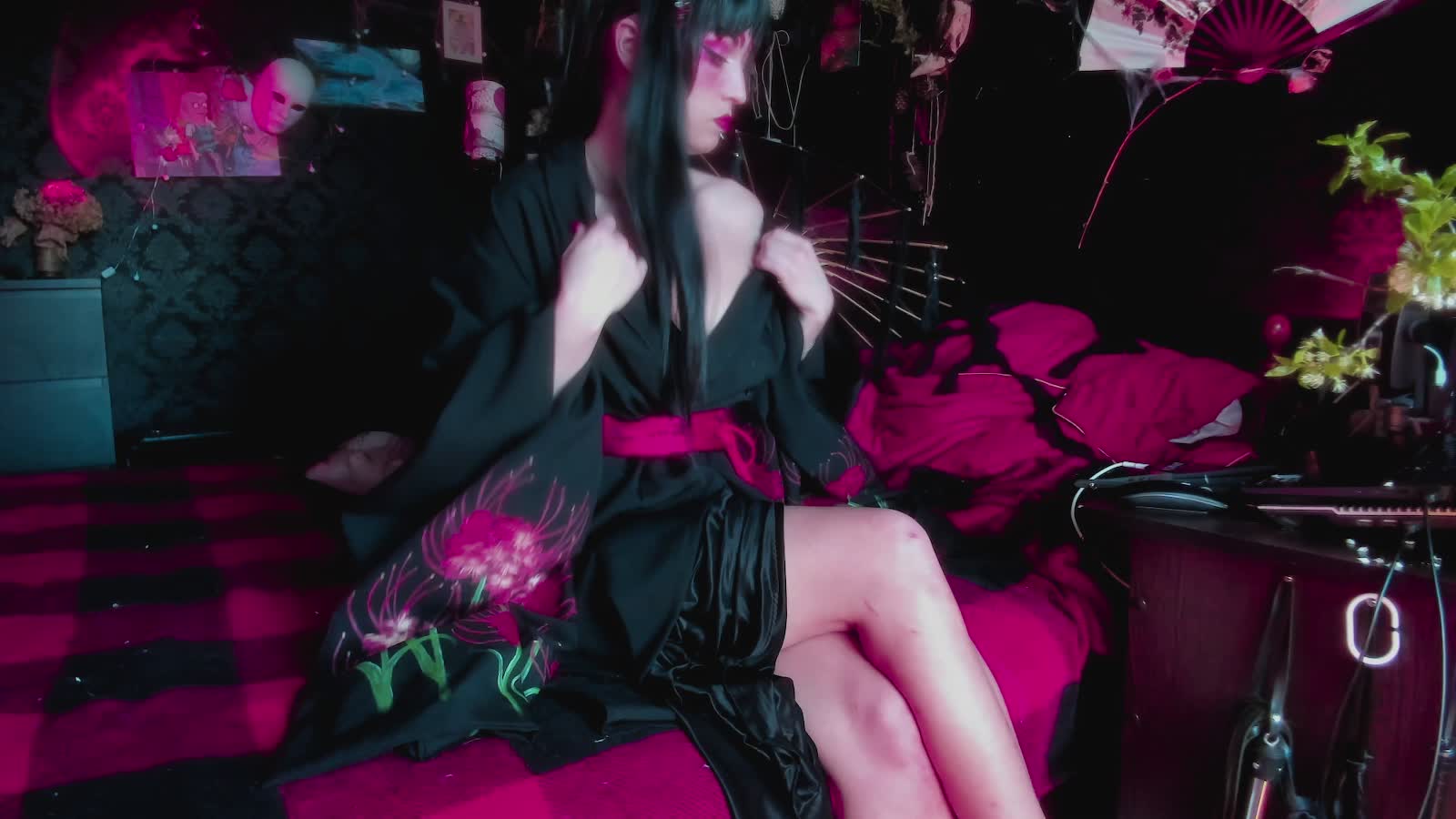 miss-asmodeus Live Sex May 16, 2026