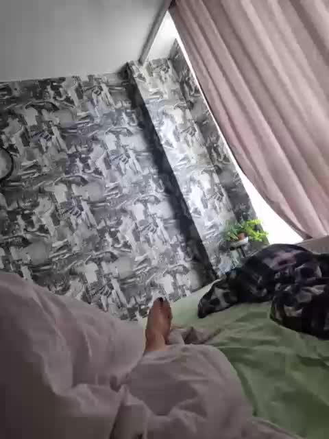 Kira183 Live Sex May 16, 2026