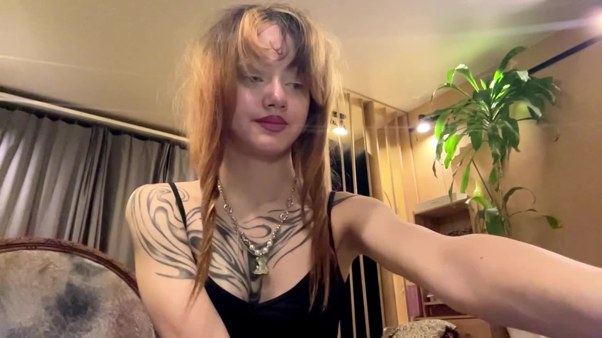 MaryHankinson Live Sex May 16, 2026