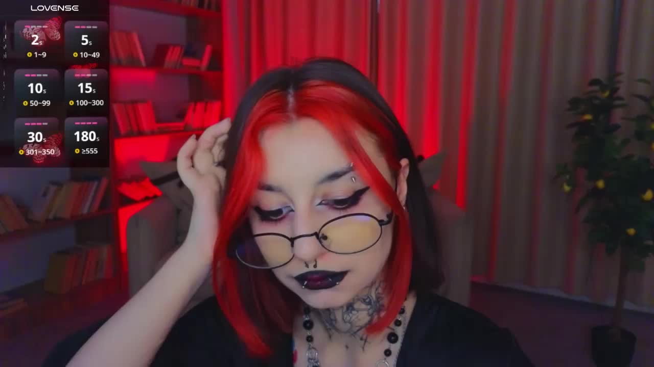 MistressMarcelline Live Sex May 17, 2026