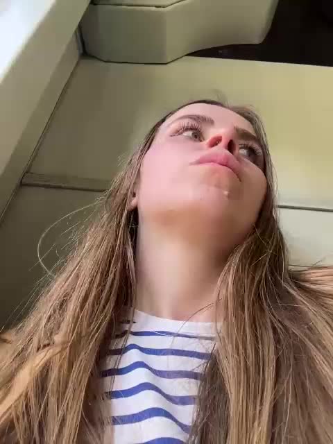 LolaSexxx Live Sex May 17, 2026