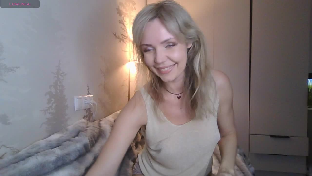 Red_Rose_98 Live Sex May 17, 2026