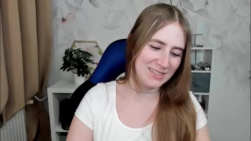 meganx_candy Live Sex May 17, 2026