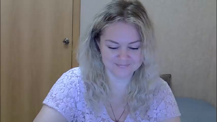 karennelsonx Live Sex May 17, 2026