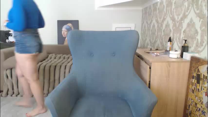 mallinia Live Sex May 18, 2026