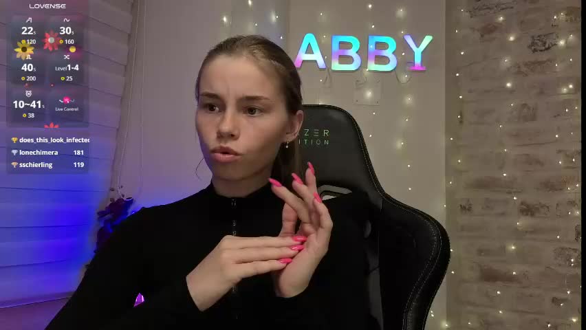 roxxxie_reid Live Sex May 18, 2026