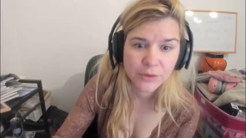 artsyandcraftsy_ Live Sex May 18, 2026