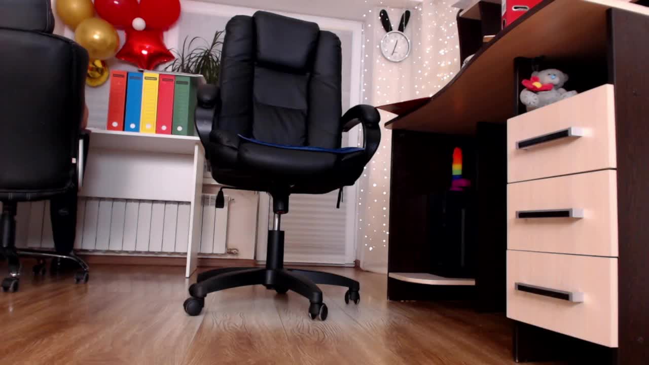 Carrie1337 Live Sex May 18, 2026