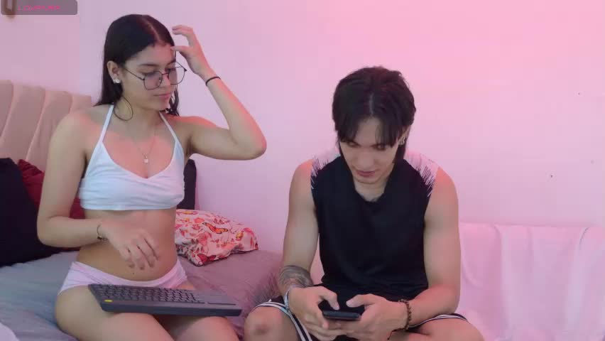 sweetauracouple Live Sex May 18, 2026
